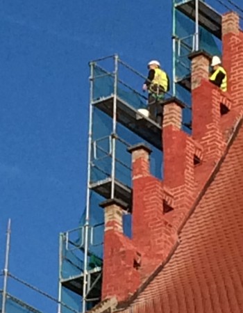 FF6099AF-061E-445C-AB12-A58CDB0A5430